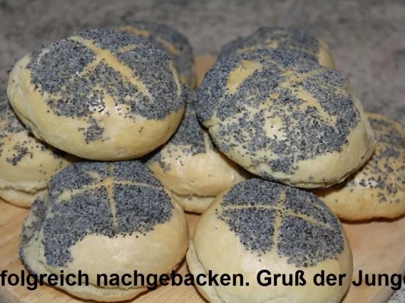 Rezept: Mohnbrötchen Bild Nr. 13 Mohnbrötchen - Rezept - Bild Nr. 13