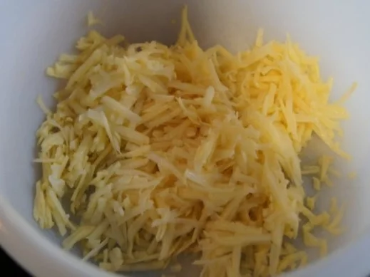 Rezept: Minutensteaks mit Kartoffelpufferpanade, Selleriepüree und Tatarska omacka Bild Nr. 3 Minutensteaks mit Kartoffelpufferpanade, Selleriepüree und Tatarska omacka - Rezept - Bild Nr. 3