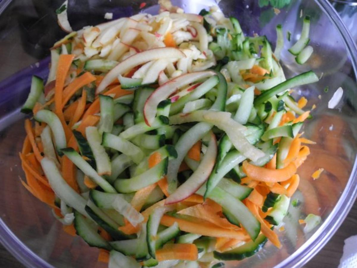 Salat : Bunt gemischt und schnell gemacht - Rezept - Bild Nr. 2