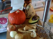 Kürbis-Pastinaken-Avocadosupperl - Rezept