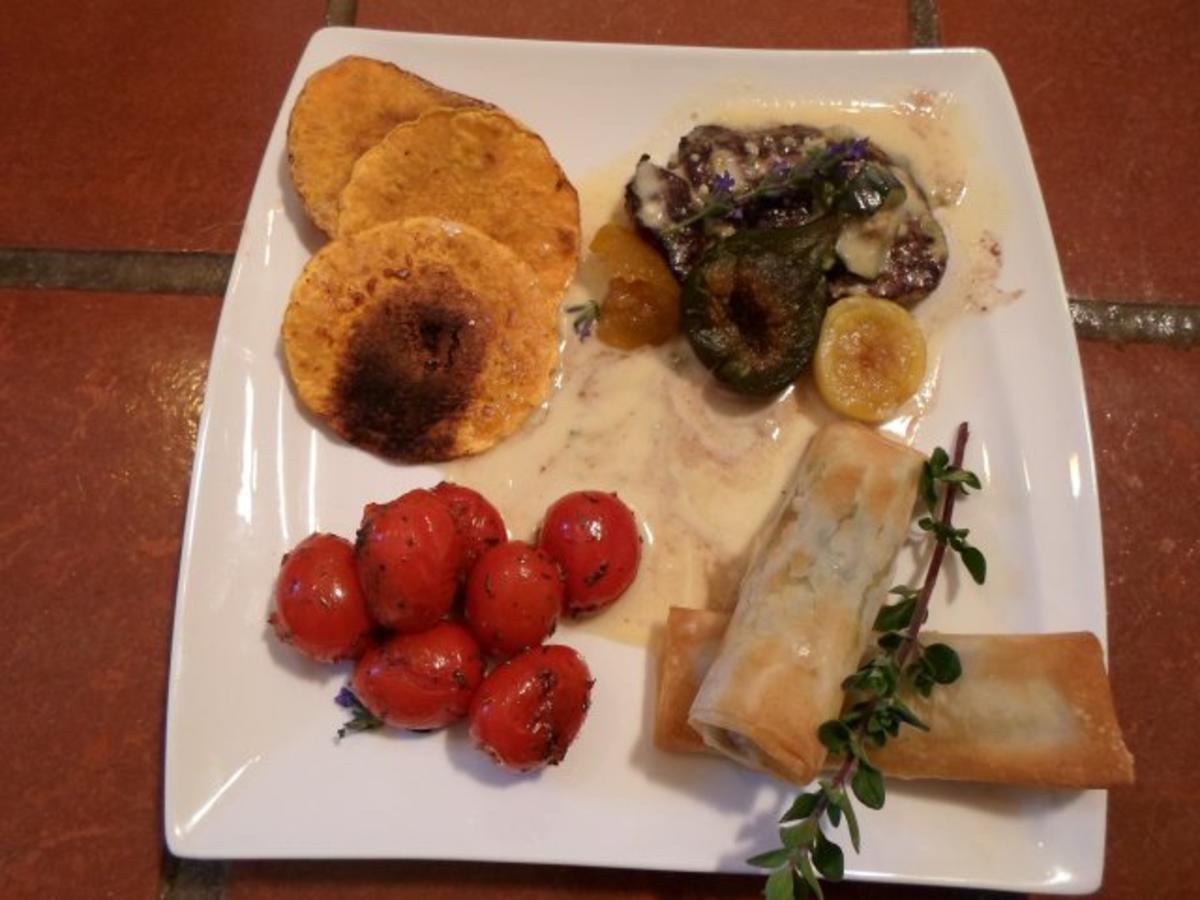 &amp;quot;Stolzer Strauß&amp;quot; - Straußenfiltes mit Gemüse und Käsesauce - Rezept ...