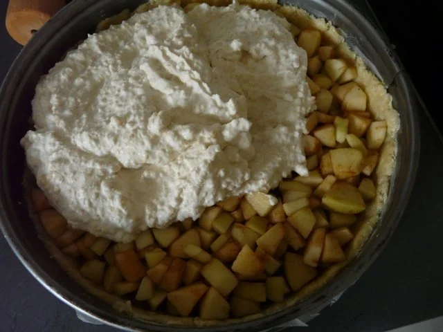 Apfelkuchen mit Rahmguss - Rezept - Bild Nr. 3