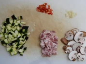 Rigatoni mit Speck, Zucchini und Champignon-Sahnesoße - Rezept