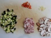 Rigatoni mit Speck, Zucchini und Champignon-Sahnesoße - Rezept