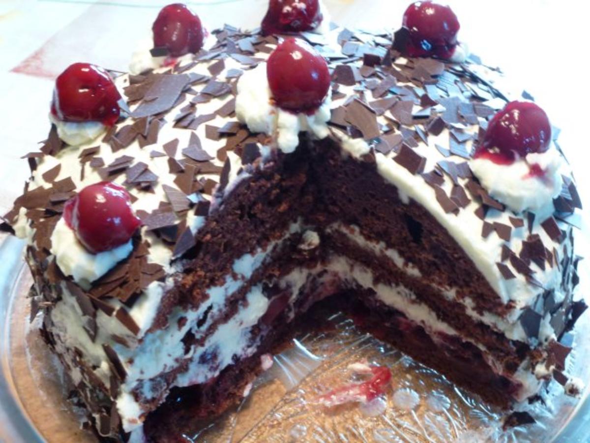 Kleine Schwarzwälder Torte - Rezept - Bild Nr. 2