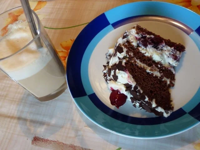 Kleine Schwarzwälder Torte - Rezept - Bild Nr. 3