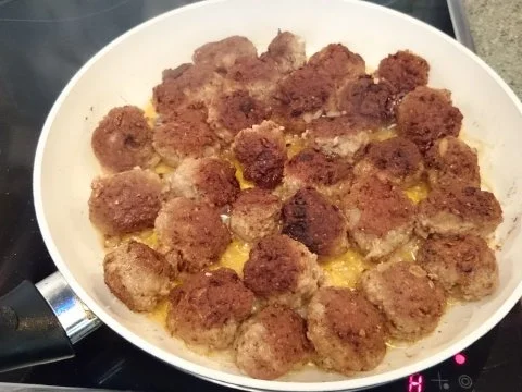 backofenauberginen-zucchini mit knobicreme und lammhackbällchen - Rezept - Bild Nr. 9