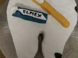 Zahn-Fondantkuchen - Rezept