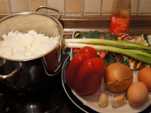 Asia-Wok mit Nürnberger Rostbratwürstchen - Rezept - Bild Nr. 2