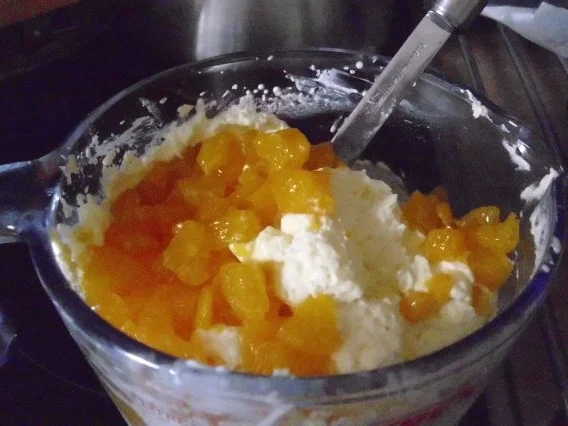 Rezept: Schmand - Mandarinen Torte Bild Nr. 4 Schmand - Mandarinen Torte - Rezept - Bild Nr. 4