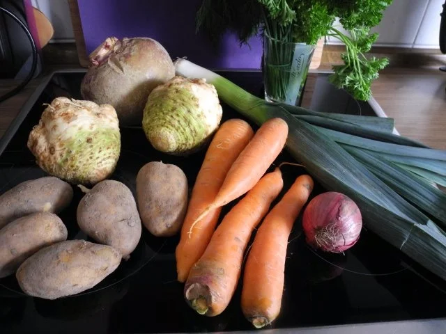 Rezept: Suppe & Eintöpfe : Heisse Gemüse-Suppe Bild Nr. 2 Suppe & Eintöpfe : Heisse Gemüse-Suppe - Rezept - Bild Nr. 2