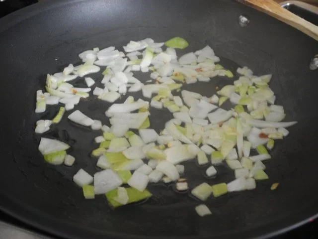 Kokos - Spinat mit Champignongs dazu Petersilien - Buchweizen - Rezept - Bild Nr. 3