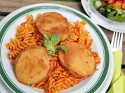 Jägerschnitzel mit Spirelli Nudeln und Tomaten Sauce - Rezept