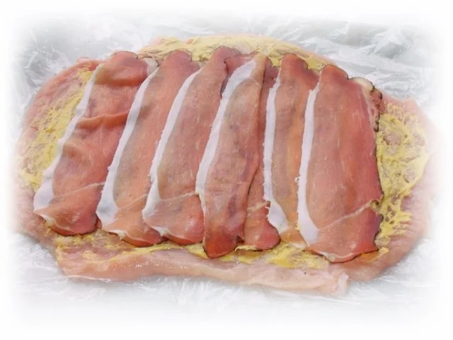 Rezept: Putenrollbraten gefüllt mit Schinken-Quark und Gemüse Bild Nr. 6 Putenrollbraten gefüllt mit Schinken-Quark und Gemüse - Rezept - Bild Nr. 6