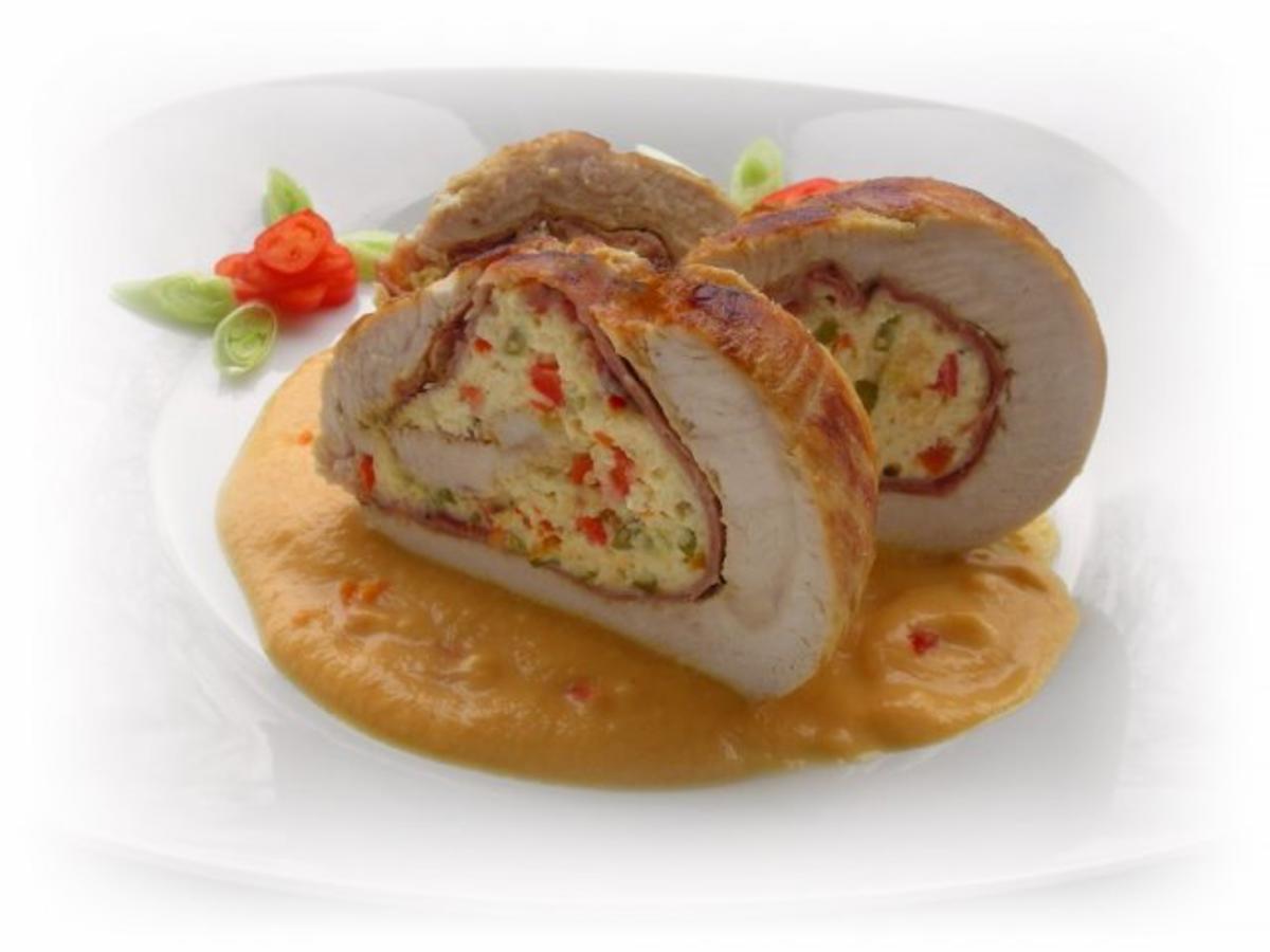 Putenrollbraten gefüllt mit Schinken-Quark und Gemüse - Rezept - kochbar.de