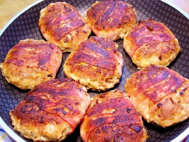 Rezept: Bratenklopse Bild Nr. 6 Bratenklopse - Rezept - Bild Nr. 6