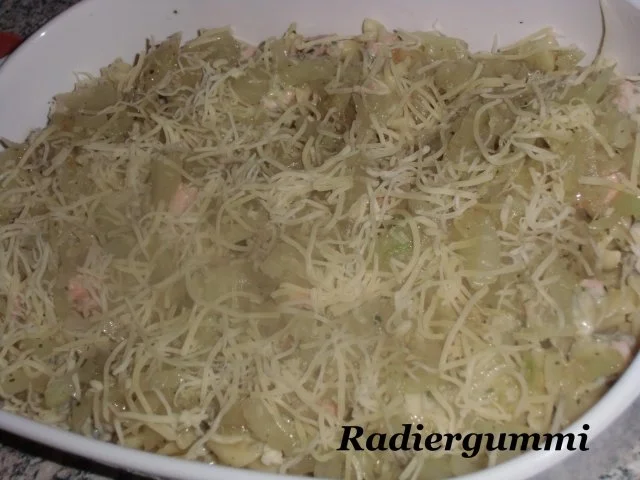 Auflauf - Fisch : Räucherlachs - Nudeln in Cremesoße mit vielen Kräutern - Rezept - Bild Nr. 2