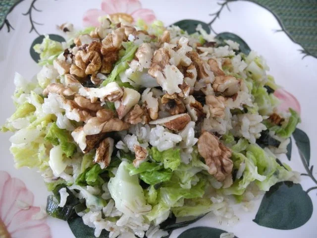 Wirsing - Reis - Pfanne mit Walnüssen - Rezept - Bild Nr. 2