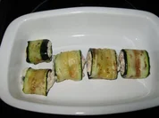 Vorspeise: Zucchini-Röllchen mit Frischkäsefüllung - Rezept