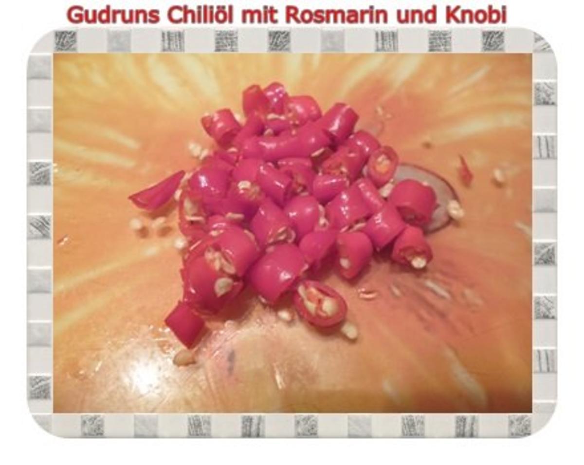 Öl: Chiliöl mit Rosmarin und Knobi - Rezept - Bild Nr. 3
