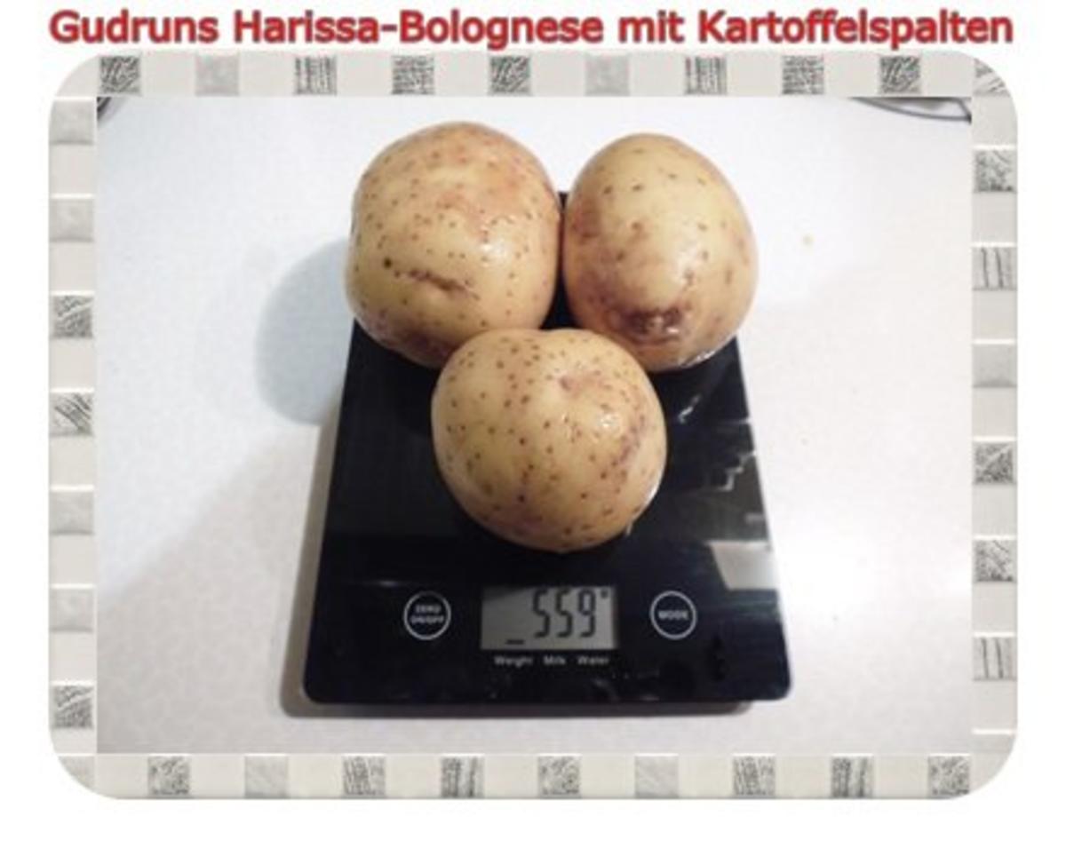 Hackfleisch: Harissa-Bolognese mit Kartoffelspalten - Rezept - Bild Nr. 6