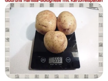 Hackfleisch: Harissa-Bolognese mit Kartoffelspalten - Rezept - Bild Nr. 6