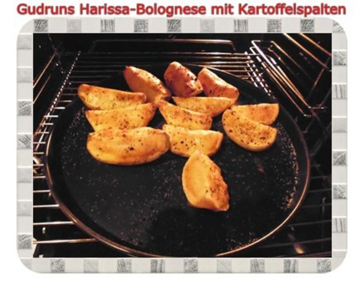 Hackfleisch: Harissa-Bolognese mit Kartoffelspalten - Rezept - Bild Nr. 11