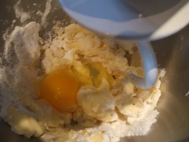 Backen: Südtiroler Apfelstrudel - eine süße Verführung    **** für Geli zum Geburtstag**** - Rezept - Bild Nr. 4