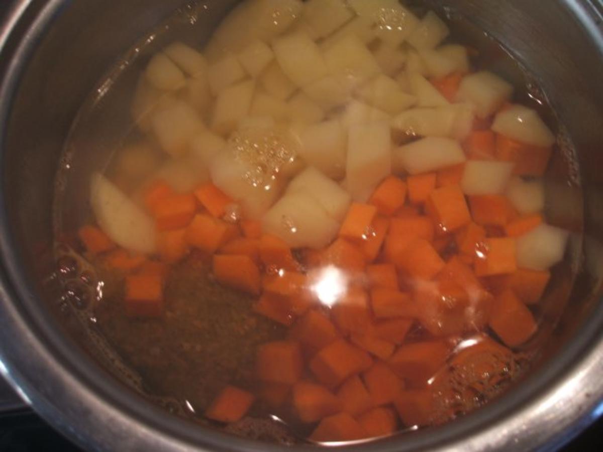 Suppen: Mein Kartoffeleintopf - Rezept - Bild Nr. 4