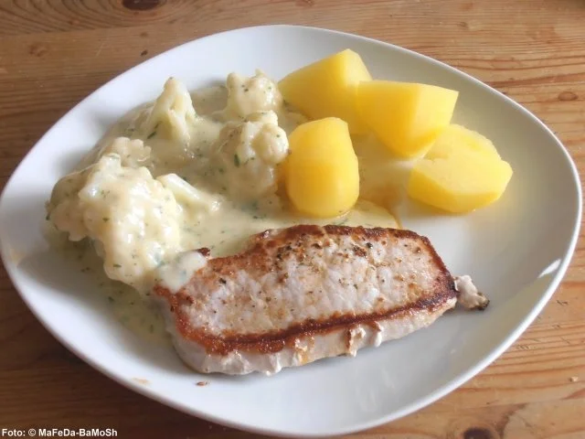 Blumenkohl in Käse-Bechamel - Rezept