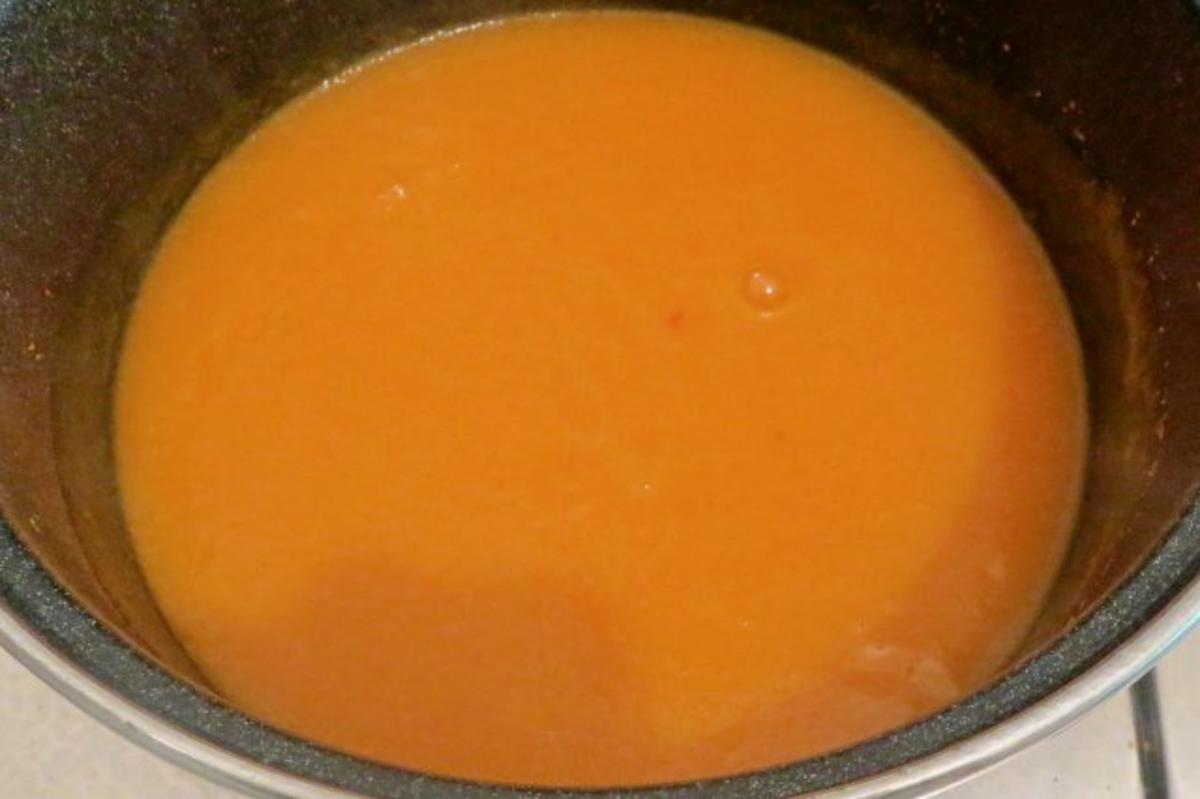 Kochen: Scharfe Möhren-Kürbis-Suppe, püriert - Rezept - Bild Nr. 2