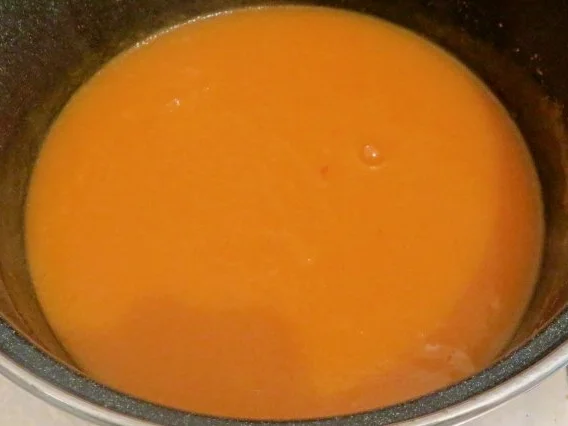 Kochen: Scharfe Möhren-Kürbis-Suppe, püriert - Rezept - Bild Nr. 2