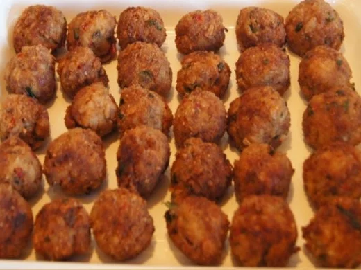 Rezept: Reis-Mett-Bällchen Reis-Mett-Bällchen - Rezept