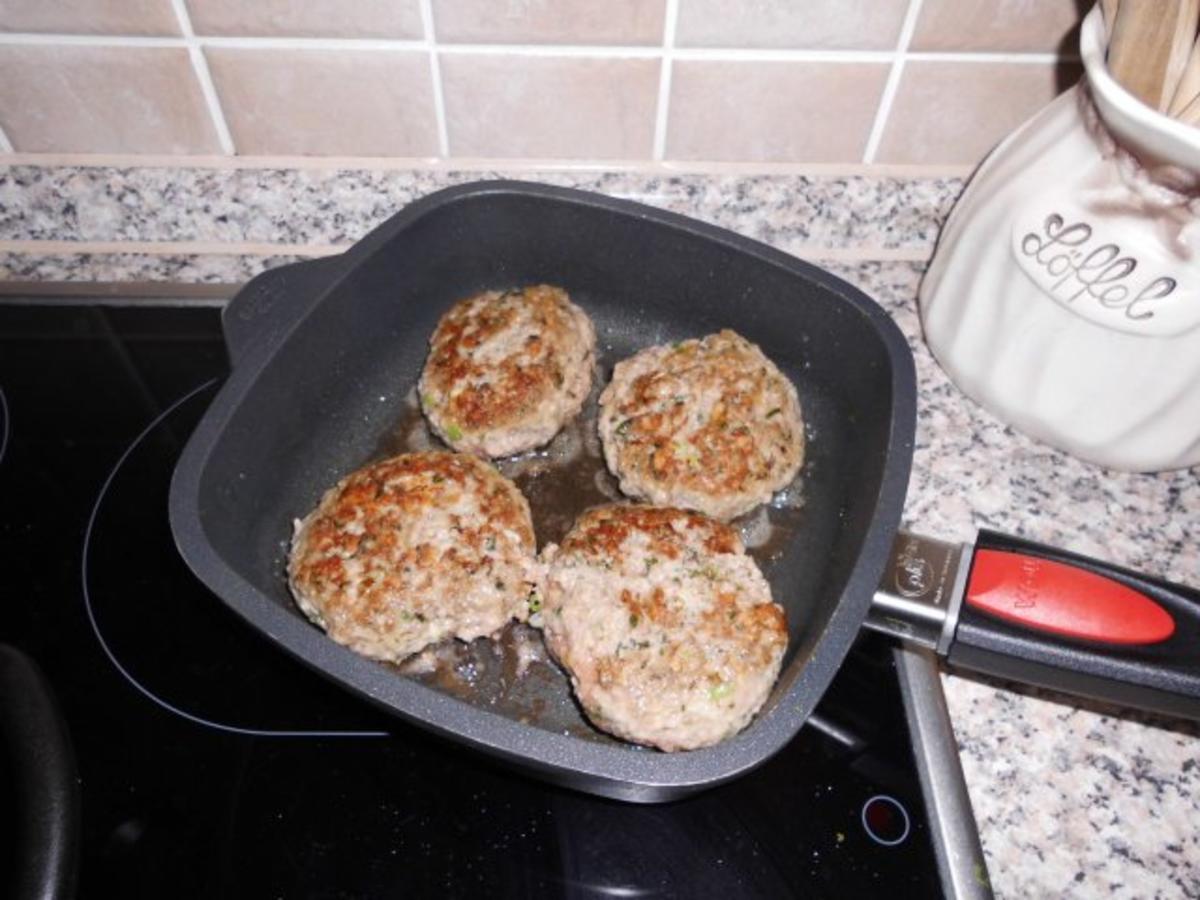 Käsebuletten mit Röstiecken>> - Rezept - Bild Nr. 6