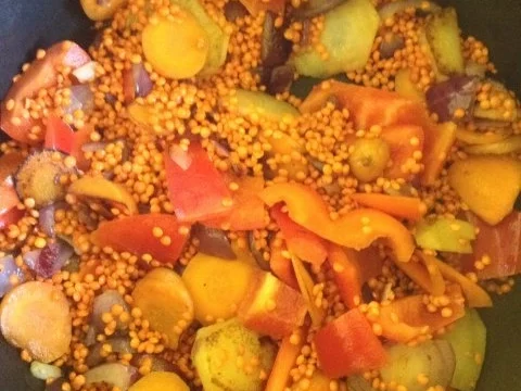 Rezept: Rote Linsensuppe mit Creme fraîche Bild Nr. 6 Rote Linsensuppe mit Creme fraîche - Rezept - Bild Nr. 6