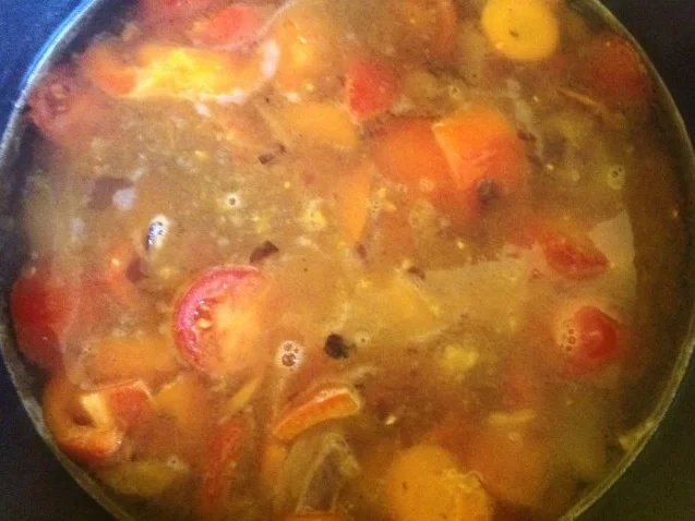 Rezept: Rote Linsensuppe mit Creme fraîche Bild Nr. 7 Rote Linsensuppe mit Creme fraîche - Rezept - Bild Nr. 7