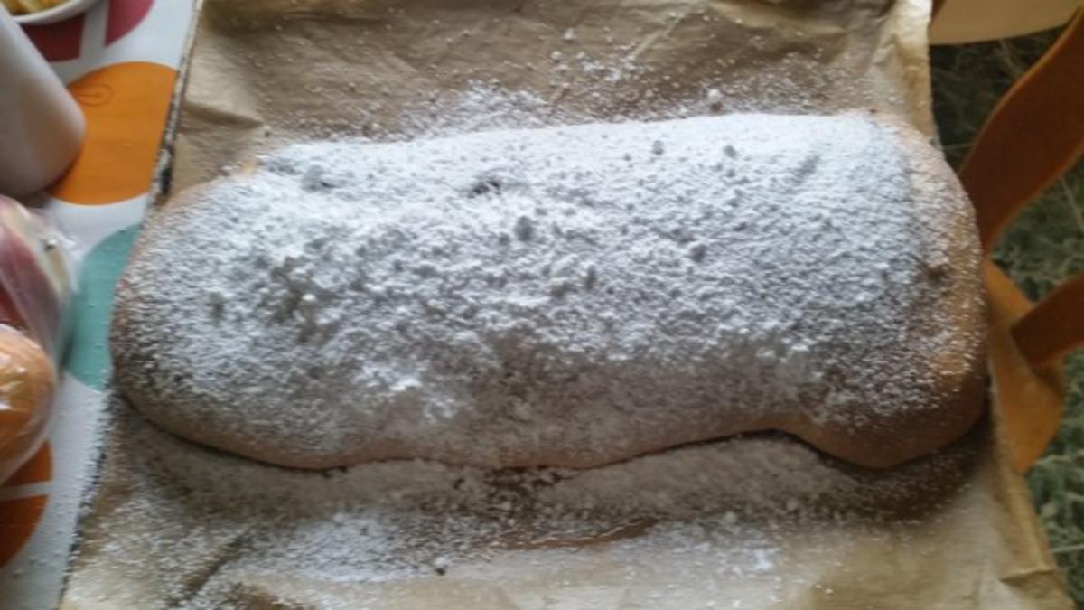 Apfelkuchen aufgerollt - Rezept mit Bild - kochbar.de