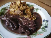 Hirschgulasch in Thymian-Specksoße - Rezept