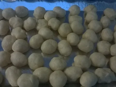 Rezept: Türkische Knusperringe mit Sesam Bild Nr. 2 Türkische Knusperringe mit Sesam - Rezept - Bild Nr. 2