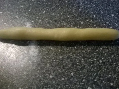 Rezept: Türkische Knusperringe mit Sesam Bild Nr. 3 Türkische Knusperringe mit Sesam - Rezept - Bild Nr. 3