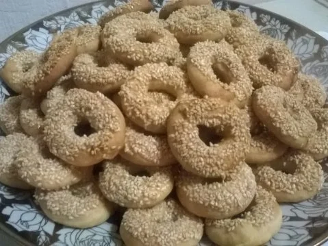 Rezept: Türkische Knusperringe mit Sesam Bild Nr. 8 Türkische Knusperringe mit Sesam - Rezept - Bild Nr. 8