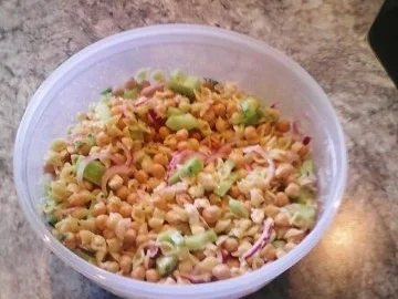 Kichererbsen-Salat mit Feta - Rezept