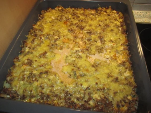 Rezept: Hackfleischauflauf mit Zucchini und Schafskäse Hackfleischauflauf mit Zucchini und Schafskäse - Rezept