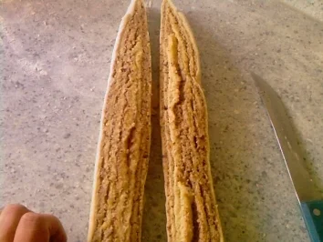 Hefekranz mit Marzipan- Nussfüllung - Rezept