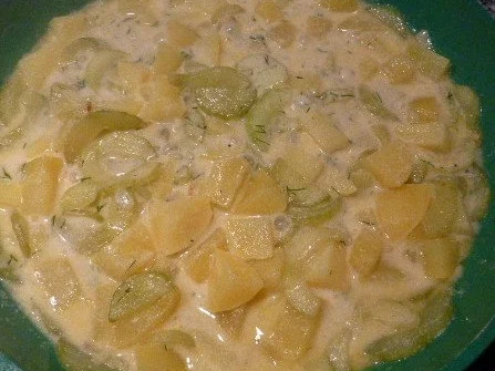 Gurken-Kartoffel-Ragout mit kross gebratenem Zanderfilet - Rezept - Bild Nr. 4