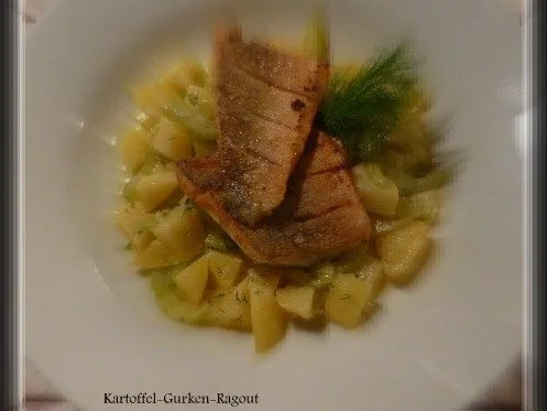 Gurken-Kartoffel-Ragout mit kross gebratenem Zanderfilet - Rezept - Bild Nr. 5