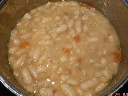 Rezept: Weiße Bohnen mit Speck,Mettwurst und gebratener Blutwurst Bild Nr. 4 Weiße Bohnen mit Speck,Mettwurst und gebratener Blutwurst - Rezept - Bild Nr. 4