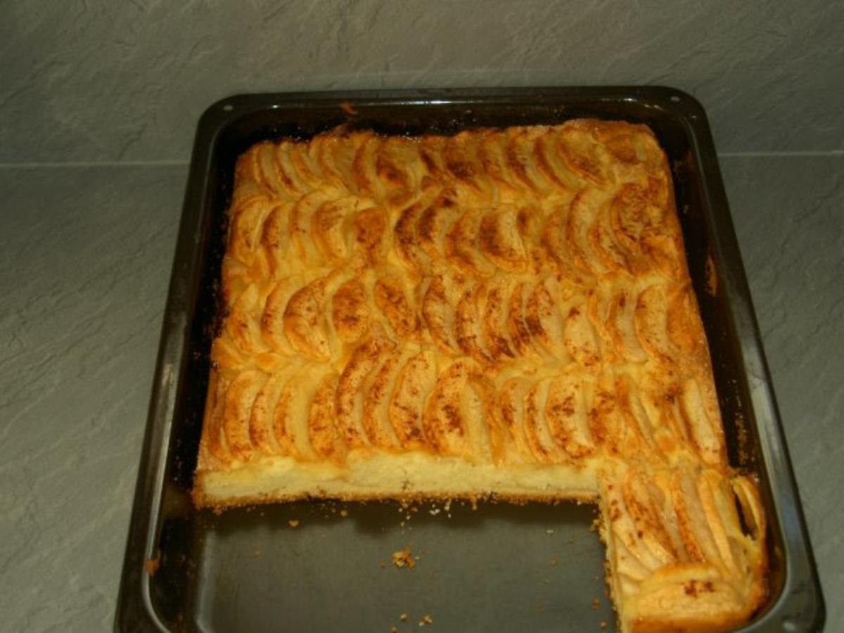 Apfelkuchen vom Blech - Rezept mit Bild - kochbar.de