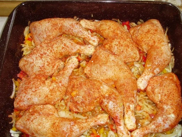 Rezept: Hähnchenschenkel im Paprika-Zwiebel-Riesling-Sud Bild Nr. 7 Hähnchenschenkel im Paprika-Zwiebel-Riesling-Sud - Rezept - Bild Nr. 7