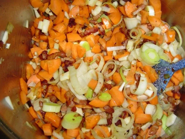 Rezept: Erbseneintopf nach Bundeswehrart Bild Nr. 6 Erbseneintopf nach Bundeswehrart - Rezept - Bild Nr. 6